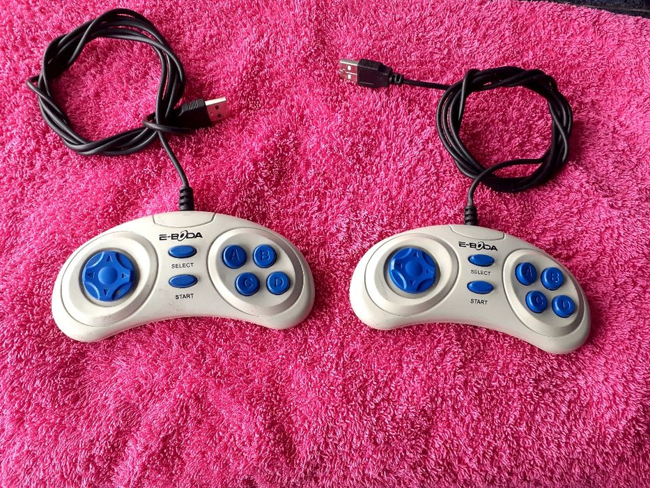 Vînd Schimb Controller PS.4 E-Boda