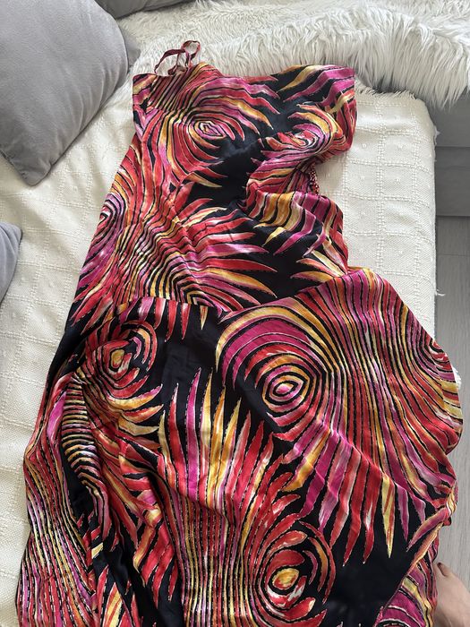 Вечерние платья 42/44 размера