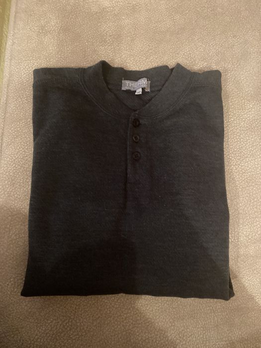 Продам кофту для мальчика на 11-12 лет