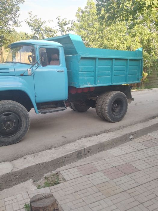 Zil 1981 srochna sotiladi