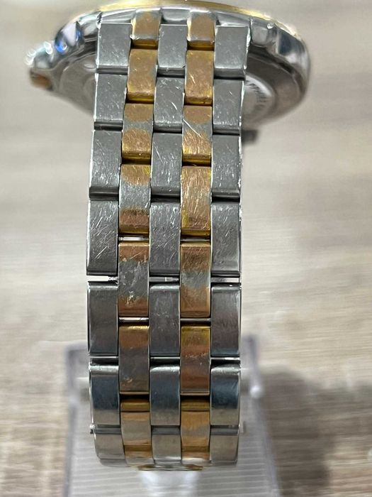 Часовник Raymond Weil Tango