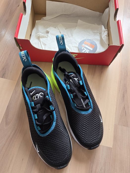 Чисто нови детски маратонки Nike