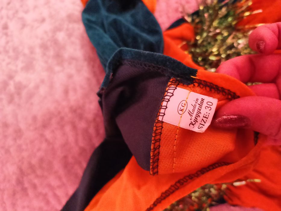 Продам новогоднии костюмы