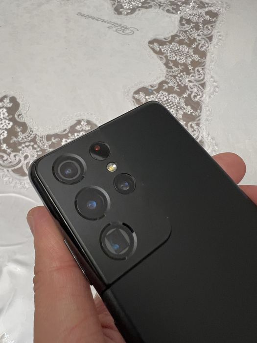 Продам Samsung S21 Ultra