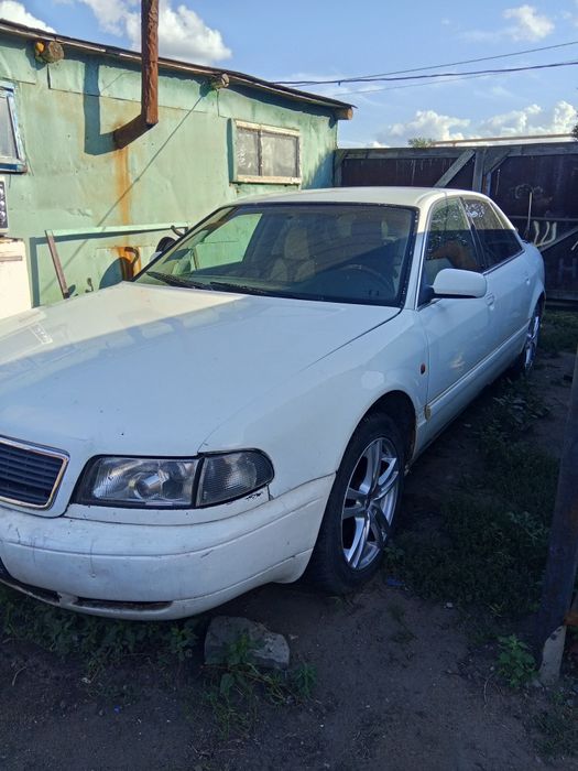 Продам Ауди А8 D2 Quattro