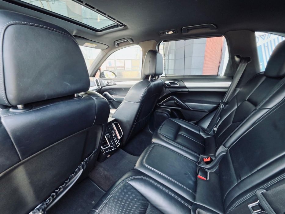 Porsche Cayenne 4.2 TDI 385cp Avariat Avariate