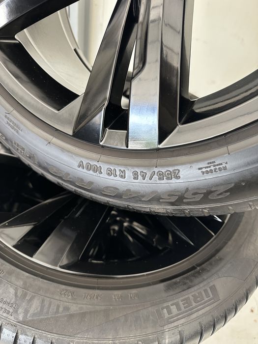 jante tiguan r line 5x112 anvelope 255 45 19 pirelli seal inside