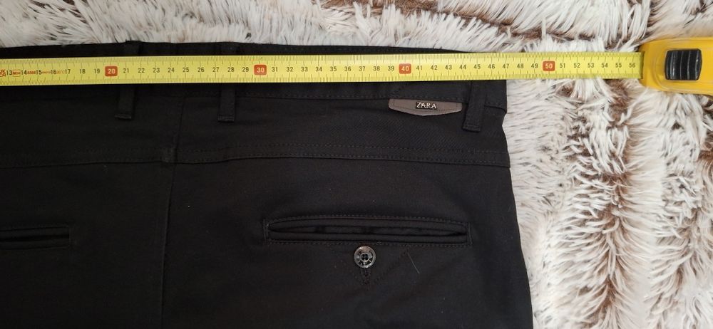 Pantaloni bărbați Zara men ,marimea 34 ,noi fără etichetă.
