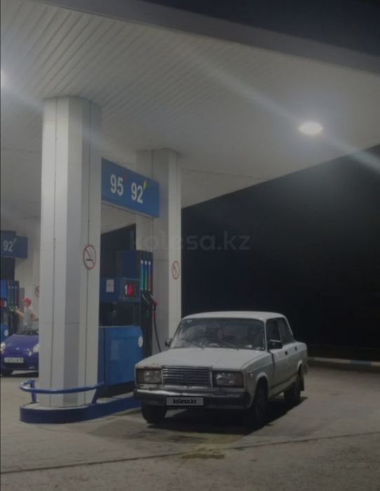 ваз 2107 (Быстрым хороший торг)