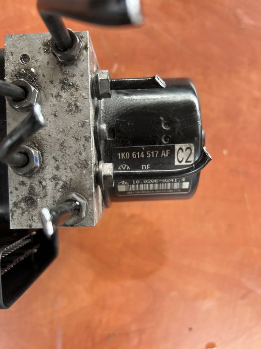 Unitate ABS vw golf 5 an 2007 , 1K0614517AF -1K907379AC