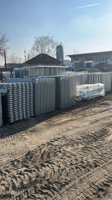 Inchiriere Schela Galvanizata Italia