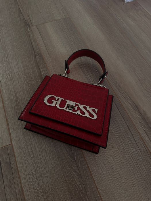 Червен Чанта Guess