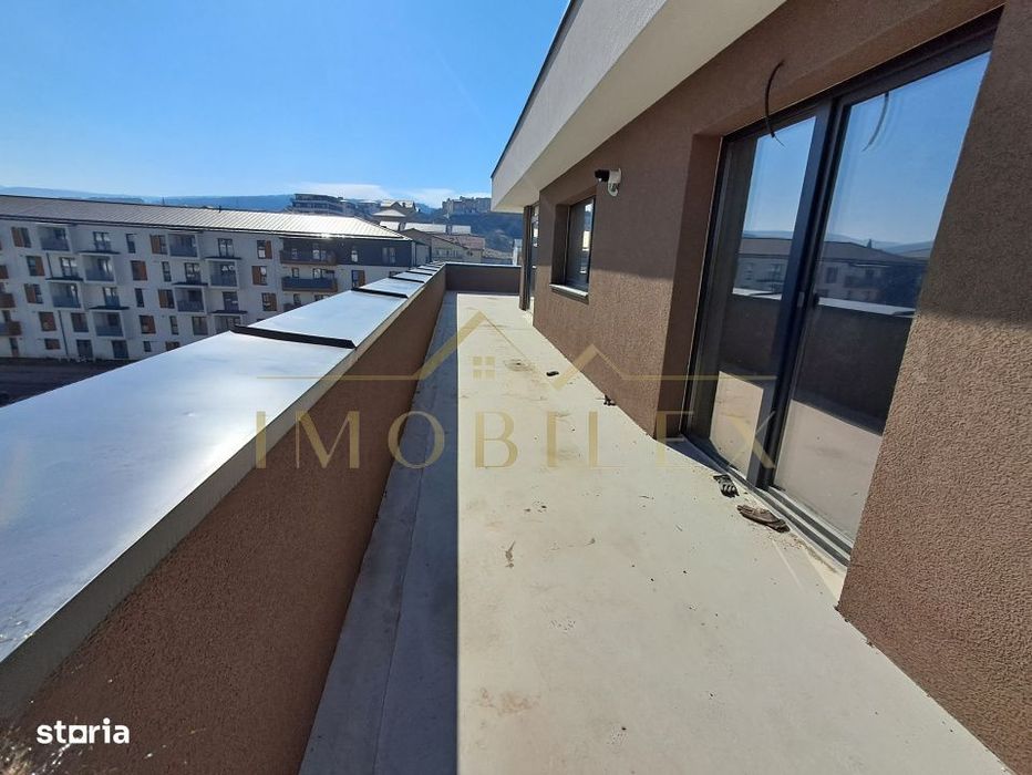 Apartament 4 camere, bloc nou, terasa 88 mp, zona Eroilor