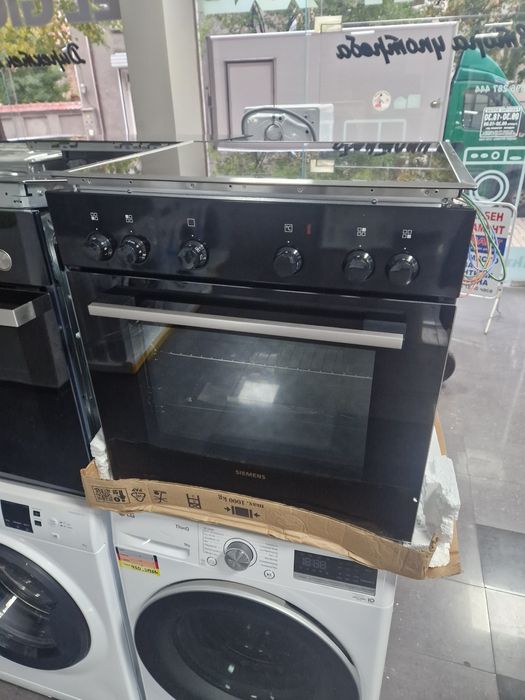 Фурна с керамичен плот за вграждане Siemens