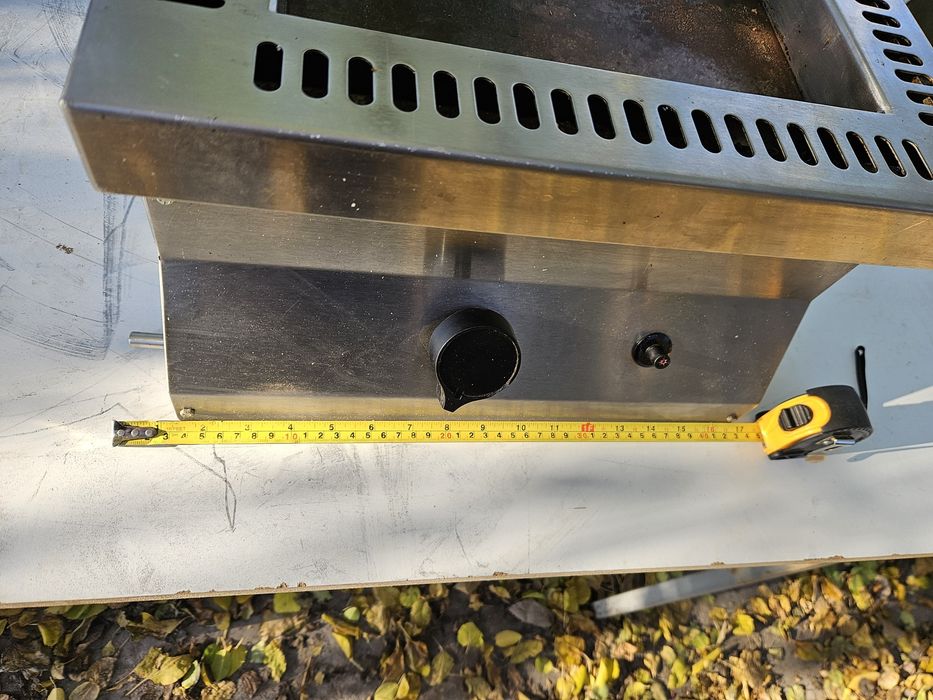 Скара на Газ гладка със стоманена плоча Цена 450лв.