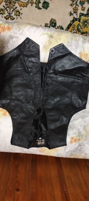 Продам!!! Желетка коженая