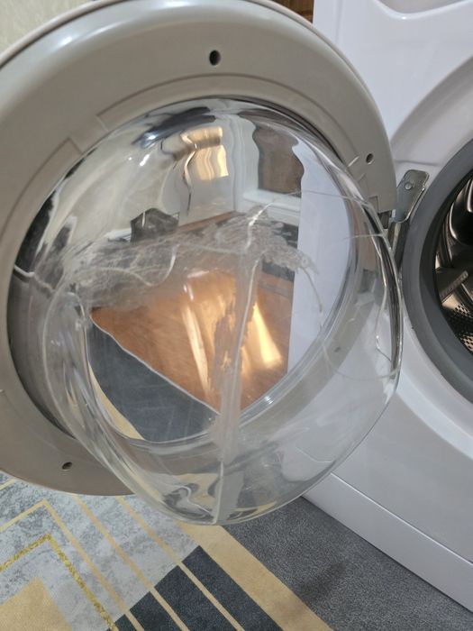 Продам машинку индезит 7 кг