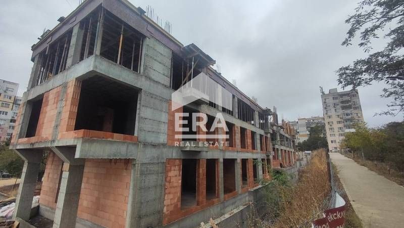 Продава се Двустаен апартамент в Варна, Кайсиева градина - 53 кв.м за 789 €/кв.м - Снимка #3