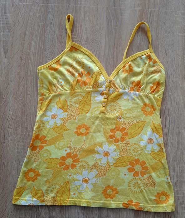 Ефектна туника,  и  две потничета за 13лв,двете