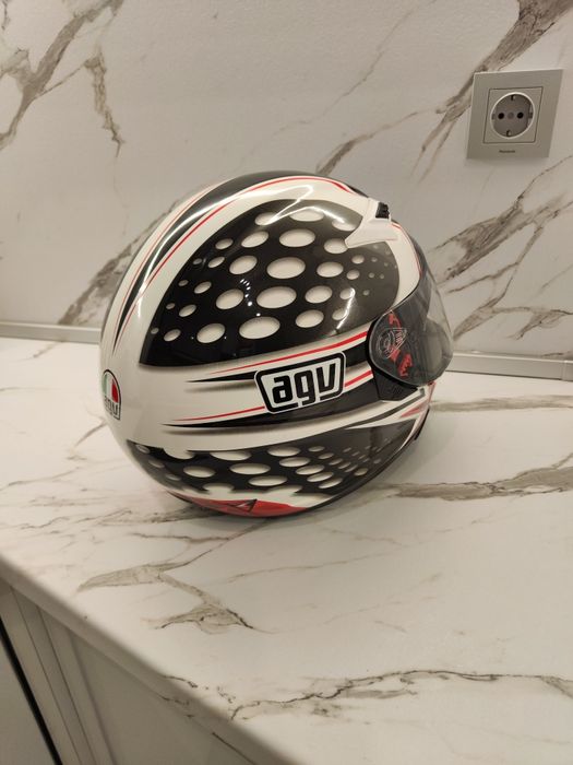 Каска AGV размер М