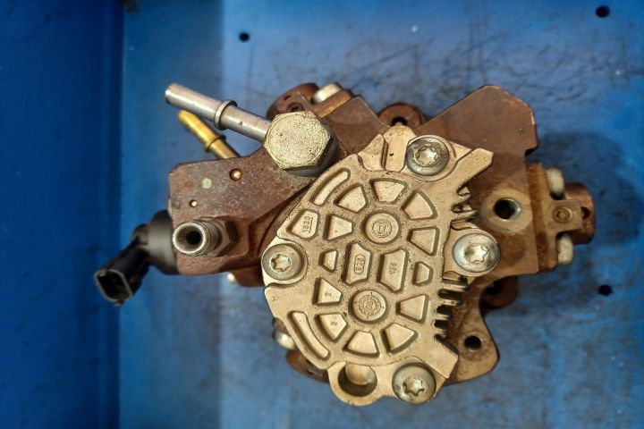 POMPA INALTA PRESIUNE 1.9 DCI  0445010148 H8200561664 MX1253 Renault