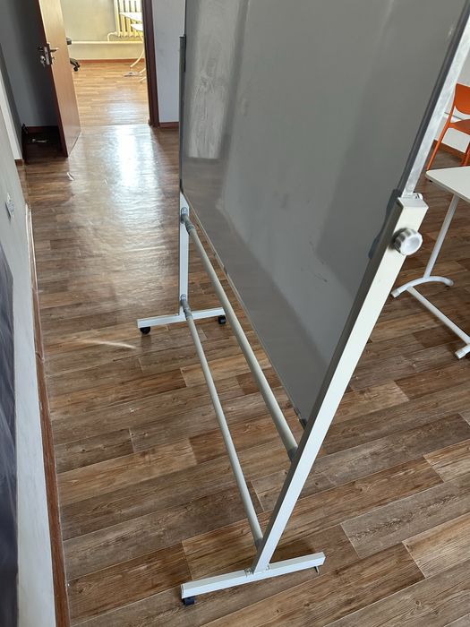 Продаю доску почти новые срочно