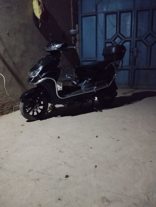 Skuter sotiladi.kavalo