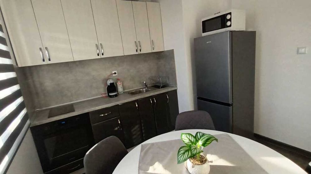 Дава се под наем Тристаен апартамент в Созопол - 70 кв.м за 433.5 € - Снимка #3