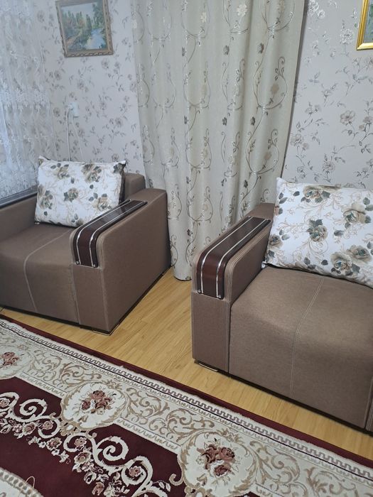 Set fotolii cu perne decorative
