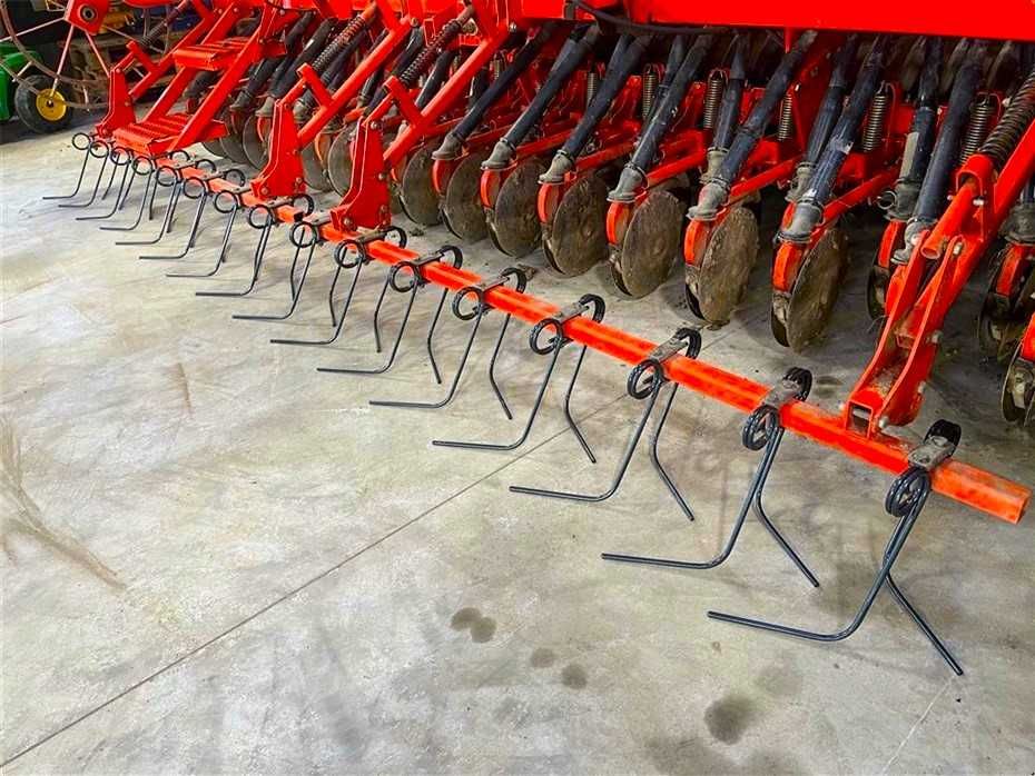 Semanatoare Freza Kuhn Integra pe Discuri an 2020 Monosem Gaspardo