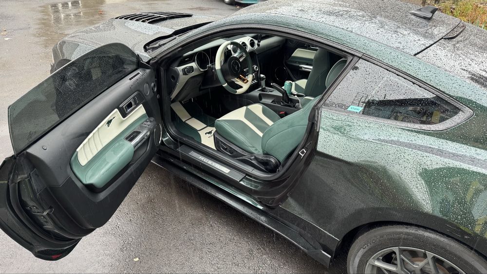 Ford Mustang EcoBoost 2.3 turbo 2021г 40.000миль