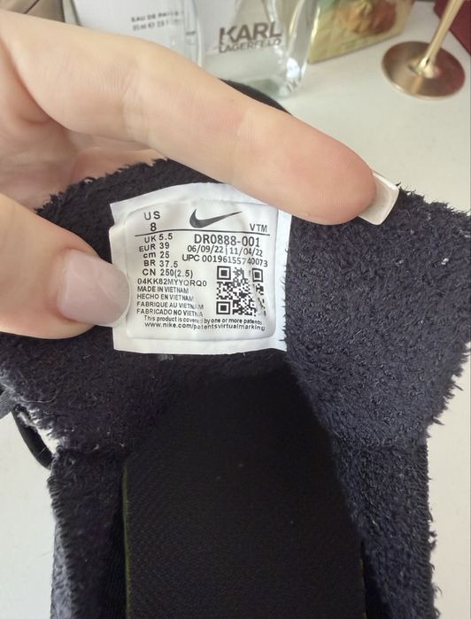 Оригинални Nike Air max Scorpion черно и персийско лилаво