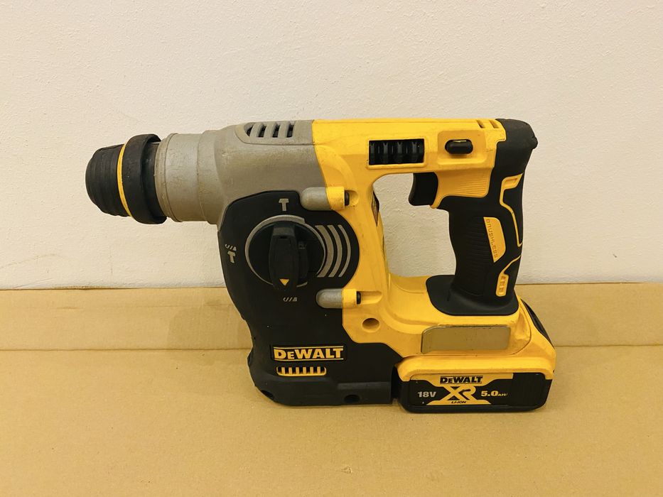 Rotopercutor Dewalt DCH 273