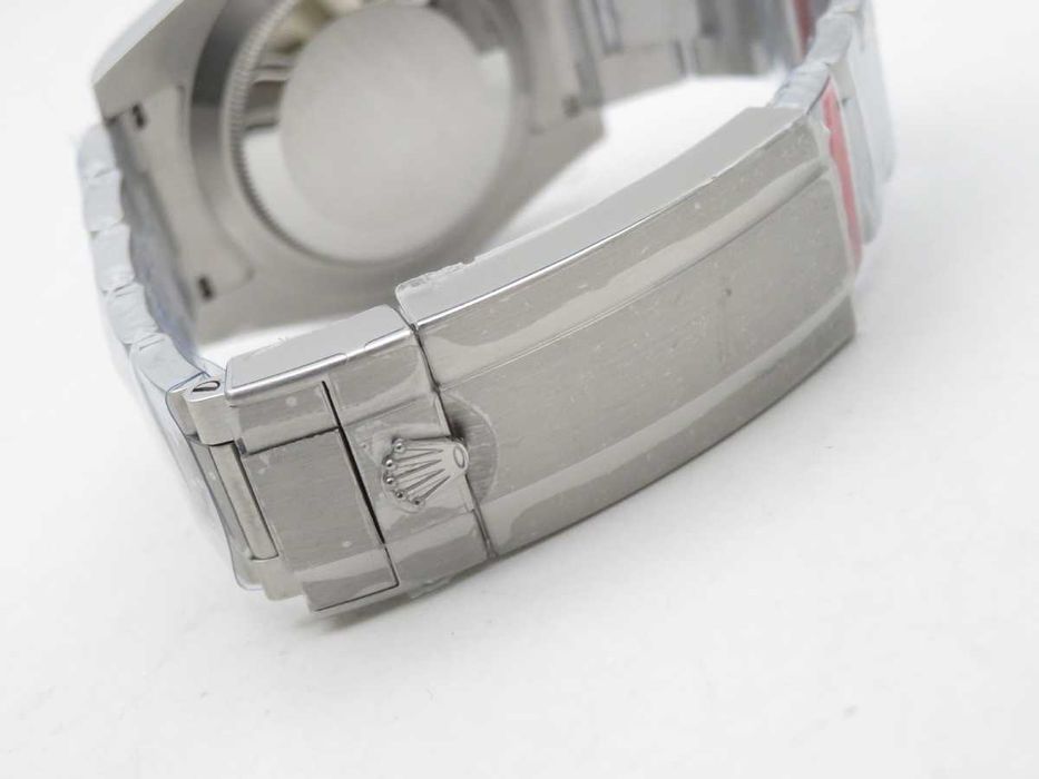 Rolex Submariner 116610LV "Hulk" – зелен циферблат и безел, мъжки часовник, реални снимки