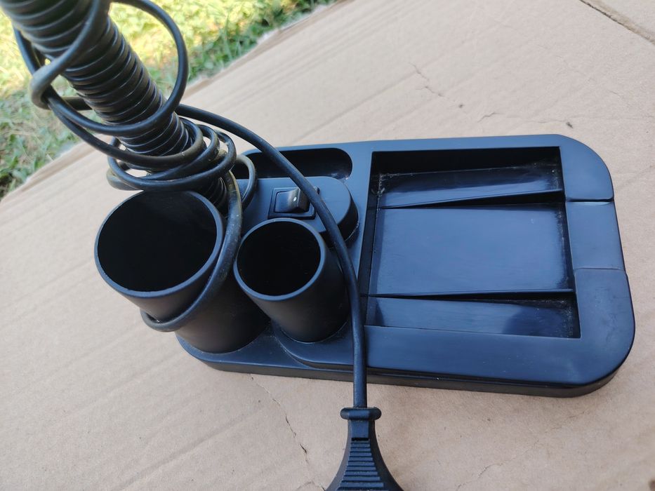 Lampa organizator birou