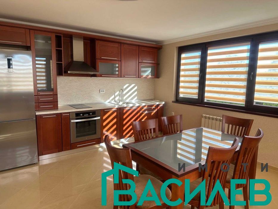 Дава се под наем Двустаен апартамент в София, Център - 116 кв.м за 757.86 € - Снимка #3