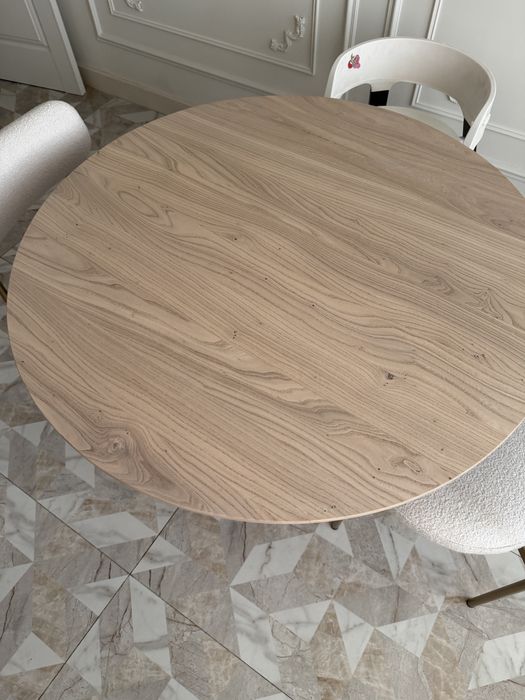 Кухонный круглый стол