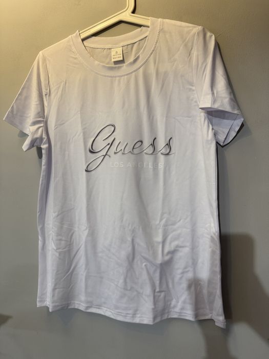 Тениски и потници Guess