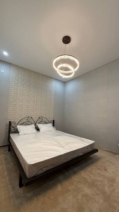 Дом в на Ракате 4 сотог. 3 комнатный дом  за 1000 у.е