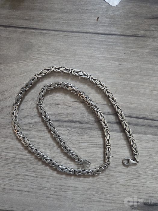 Продам серебреную цепочку
