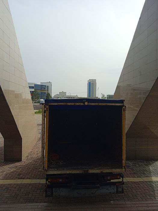 Продам хорошую газель бортовой 3,20м