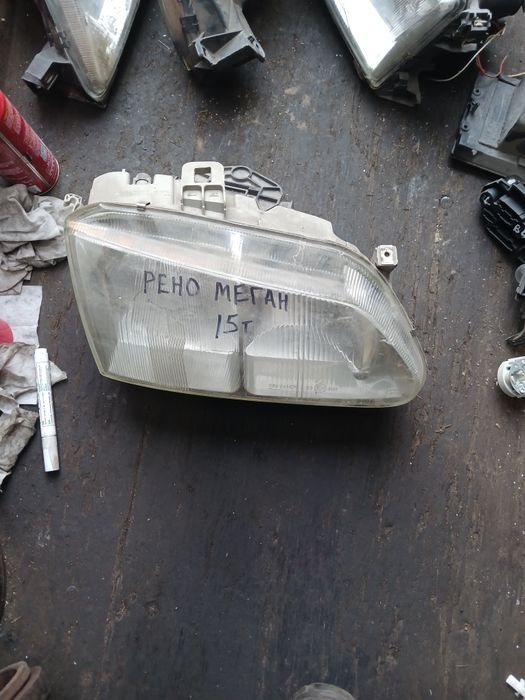 Фара Рено Меган в оригинале