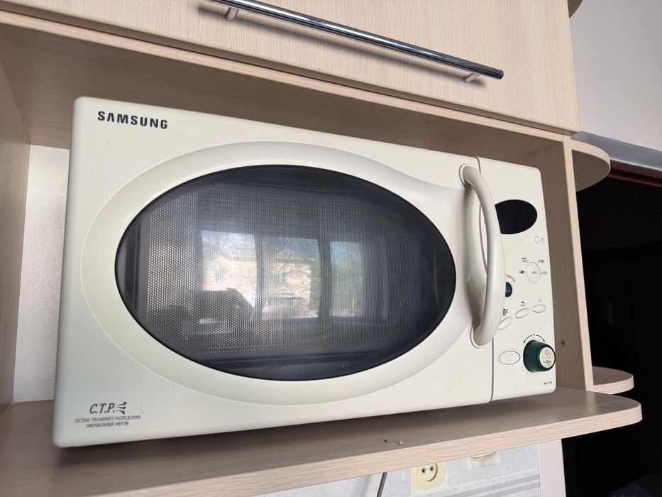 Микроволновая печь