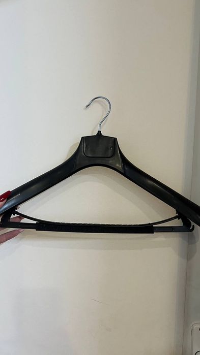 Вешалки для одежды