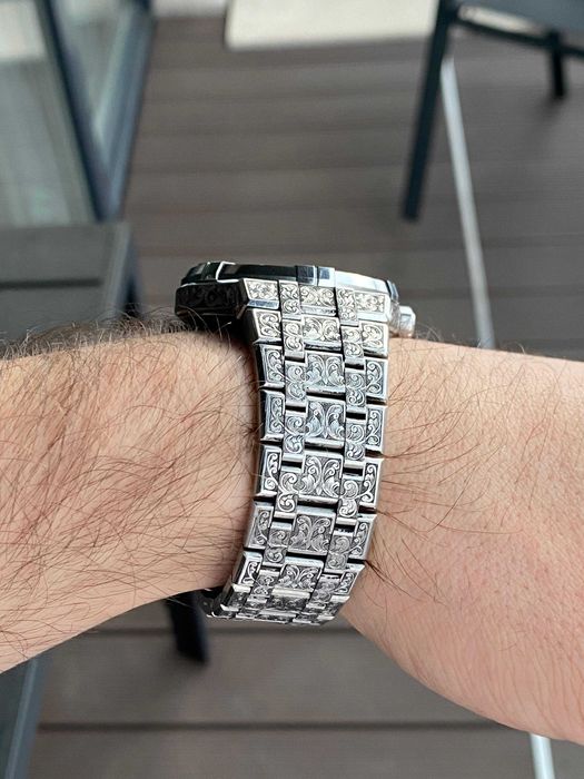 Ceas Maurice Lacroix AIKON Automatic gravat de mana, model unic AI6008-SS002-430-2
