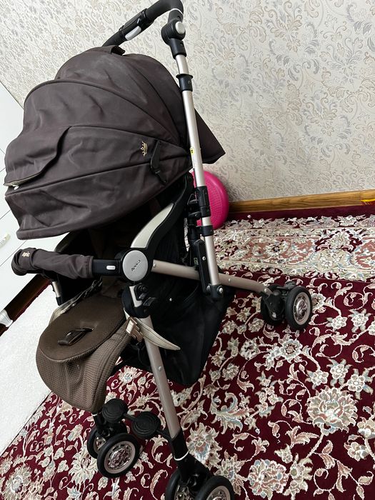 Продам коляску ручка перекидывается