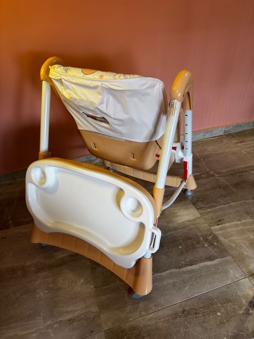 Детско столче за хранене Lorelli Primo