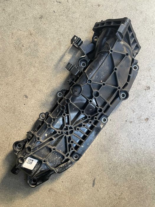 Galerie admisie dreapta Vw/Audi/Porsche TFSI cod 06M133268P