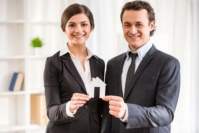 Makler xizmati.  Услуга Риэлтора.  Маклер Rieltor