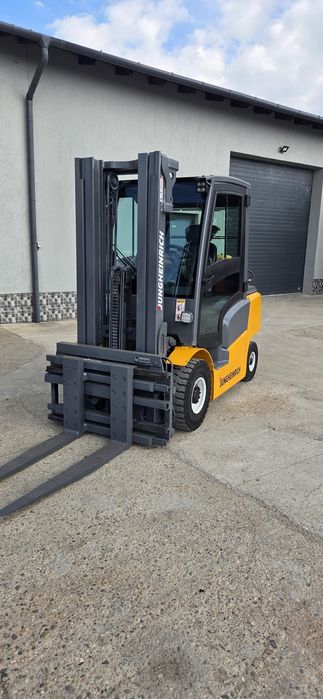 Motostivuitor  GPL  JUNGHEINRICH  TFG 425